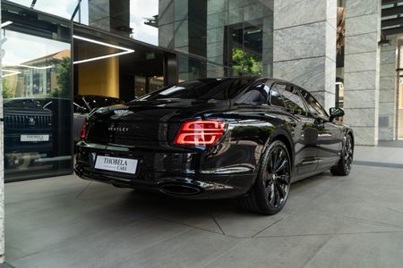 2021-Bentley-Flying-Spur-W12_33