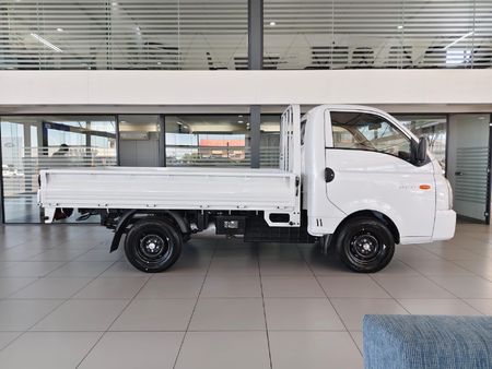2026-Hyundai-H100-Bakkie-26D-Dropside_7