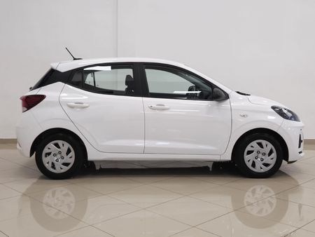 2024-Hyundai-Grand-i10-12-Motion-Auto_2