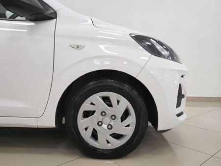 2024-Hyundai-Grand-i10-12-Motion-Auto_6