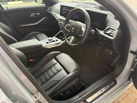 2025-BMW-3-Series-M340i-xDrive-Auto_10