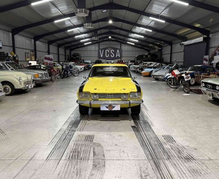 1972-Ford-Capri-V8_0