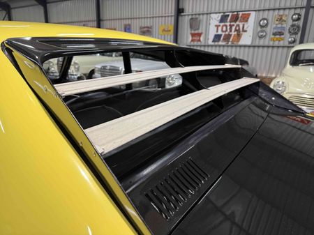 1972-Ford-Capri-V8_17