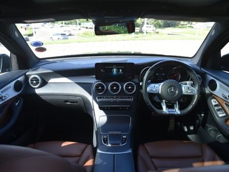 2022-Mercedes-AMG-GLC-43-AMG-4Matic_11