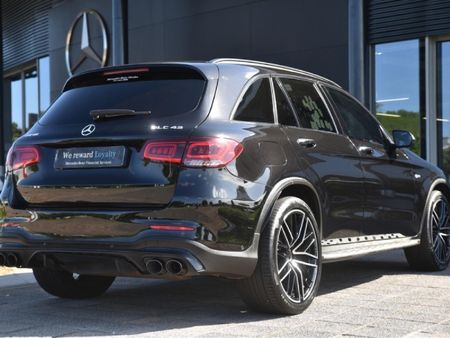 2022-Mercedes-AMG-GLC-43-AMG-4Matic_1