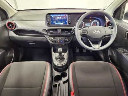 2026-Hyundai-Grand-i10-10-Motion_9