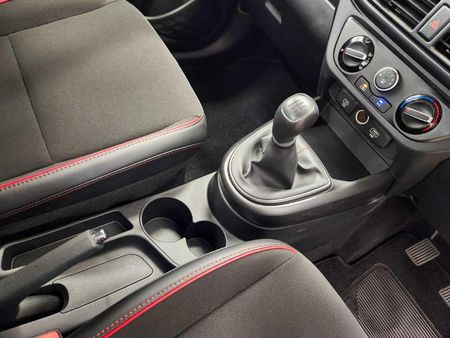 2026-Hyundai-Grand-i10-10-Motion_10