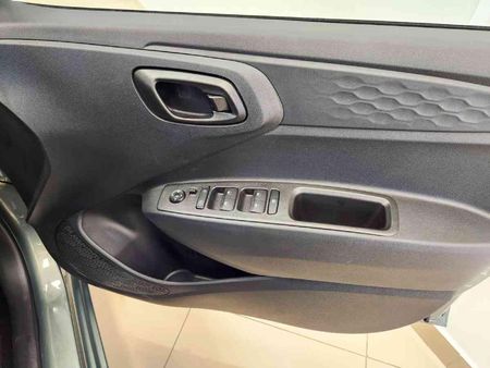 2026-Hyundai-Grand-i10-10-Motion_11