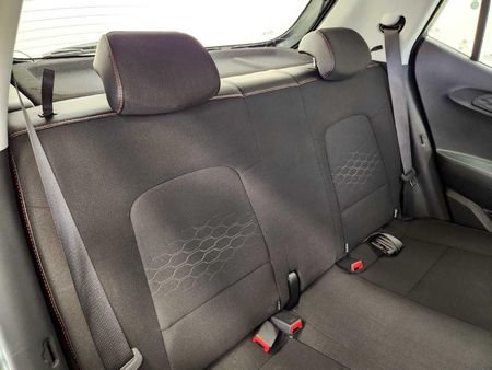 2026-Hyundai-Grand-i10-10-Motion_15