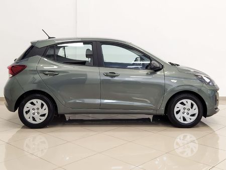 2026-Hyundai-Grand-i10-10-Motion_2