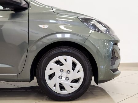 2026-Hyundai-Grand-i10-10-Motion_6