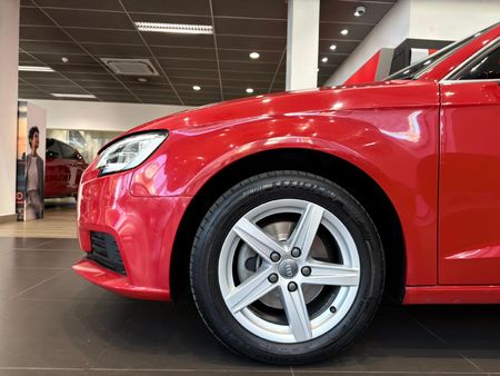 2020-Audi-A3-Sportback-10-TFSI-Auto-30-TFSI_9