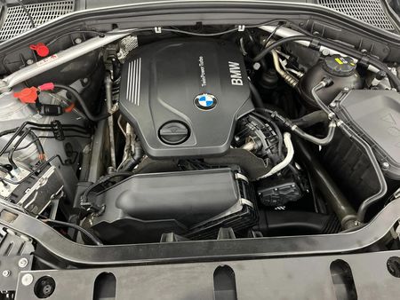 2018-BMW-X4-xDrive20d-M-Sport_15