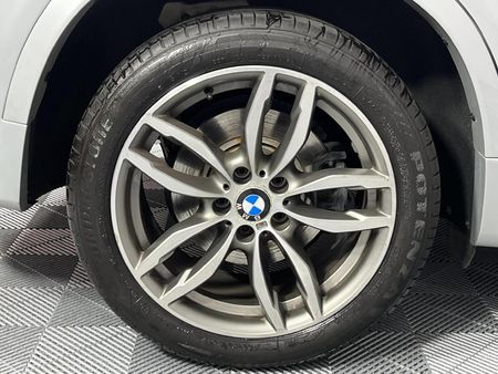 2018-BMW-X4-xDrive20d-M-Sport_7