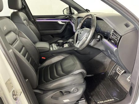 2018-Volkswagen-Touareg-30-TDI-V6-Luxury_9