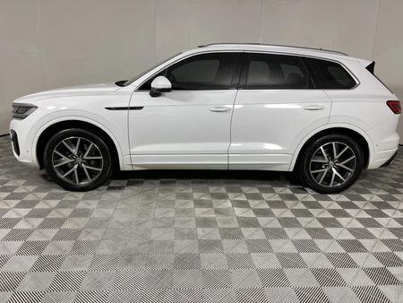 2018-Volkswagen-Touareg-30-TDI-V6-Luxury_18