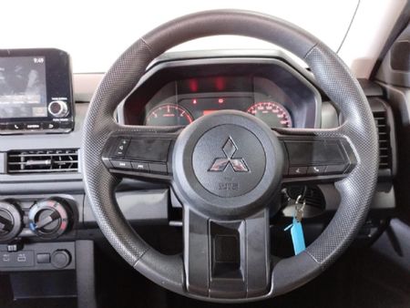 2024-Mitsubishi-Triton-24-Di-Dc-Double-Cab_8