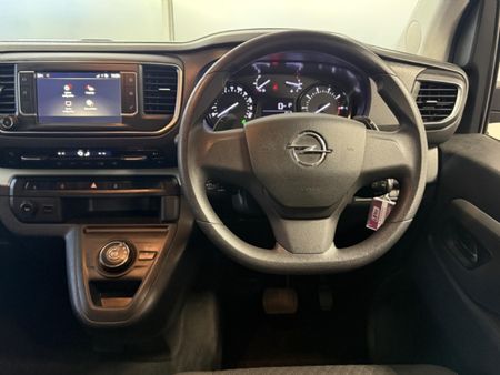 2023-Opel-Zafira-Life-Edition-20-TD-Auto_14