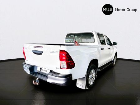 2020-Toyota-Hilux-24-GD-6-SRX-4x4-Double-Cab_15