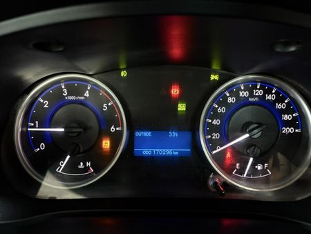 2020-Toyota-Hilux-24-GD-6-SRX-4x4-Double-Cab_3