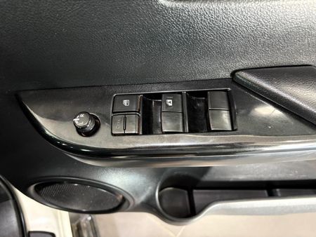 2020-Toyota-Hilux-24-GD-6-SRX-4x4-Double-Cab_8