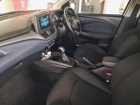 2025-Toyota-Starlet-15-XS-Auto_6