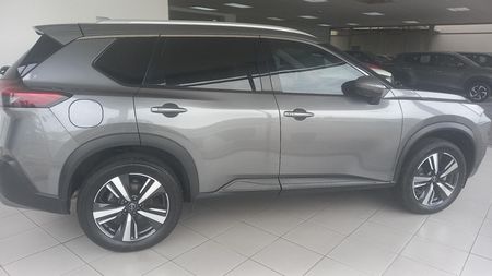 2025-Nissan-X-Trail-25-Acenta-Plus-Auto_1
