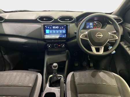 2026-Nissan-Magnite-10-Acenta_9