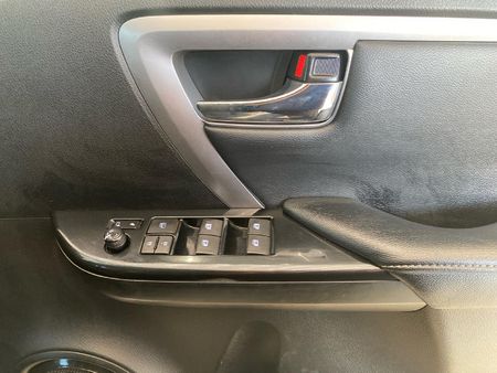 2024-Toyota-Fortuner-24-GD-6-RB-Auto_21