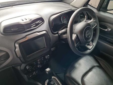 2022-Jeep-Renegade-14-TJet-Limited-Auto_13