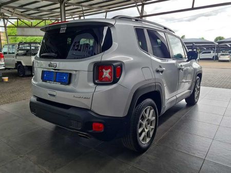 2022-Jeep-Renegade-14-TJet-Limited-Auto_8