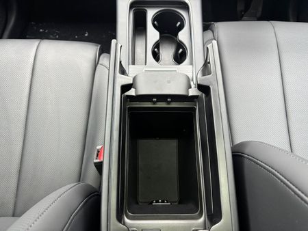 2026-Omoda-C7-16T-Luxury_13
