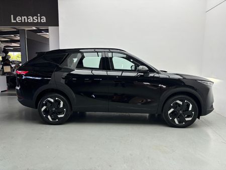 2026-Omoda-C7-16T-Luxury_7