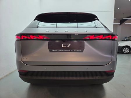 2026-Omoda-C7-16T-Luxury_5