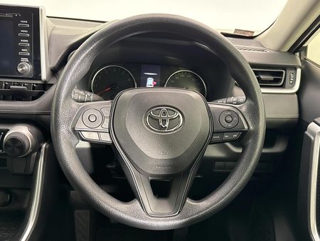 2019-Toyota-RAV4-20-GX_11