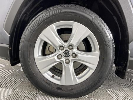 2019-Toyota-RAV4-20-GX_4