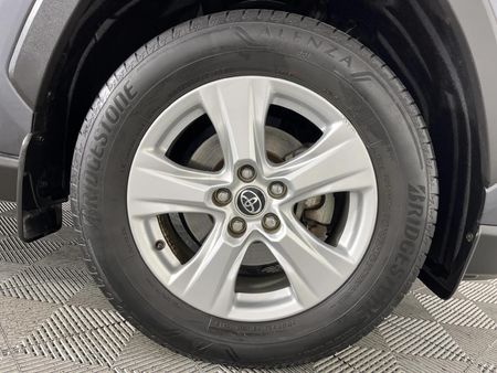 2019-Toyota-RAV4-20-GX_5