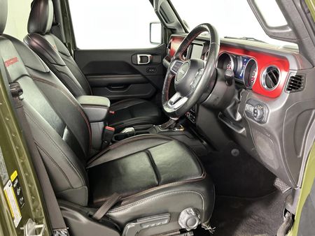 2022-Jeep-Gladiator-Rubicon-36-4x4-Auto-Double-Cab_9