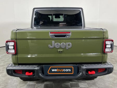 2022-Jeep-Gladiator-Rubicon-36-4x4-Auto-Double-Cab_18