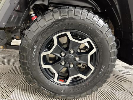 2022-Jeep-Gladiator-Rubicon-36-4x4-Auto-Double-Cab_6