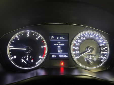 2019-Hyundai-Santa-Fe-R22-Executive-Auto-7-seat_2