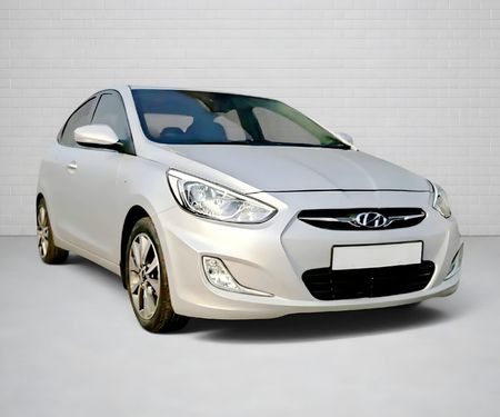 2018-Hyundai-Accent-16-GLS-Fluid_0
