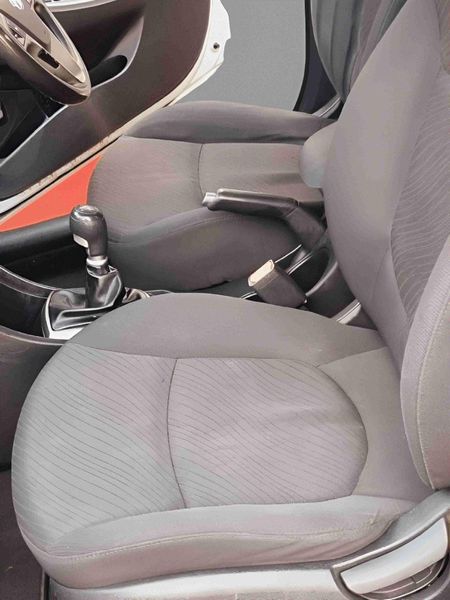 2018-Hyundai-Accent-16-GLS-Fluid_8