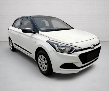 2018-Hyundai-i20-12-Motion_0