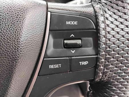 2018-Hyundai-i20-12-Motion_11