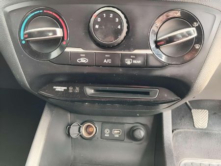 2018-Hyundai-i20-12-Motion_13