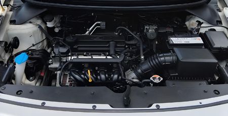 2018-Hyundai-i20-12-Motion_6