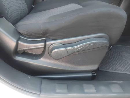 2010-Nissan-X-Trail-25-SE-4x4_9