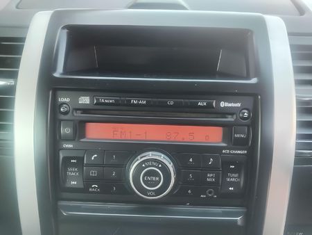 2010-Nissan-X-Trail-25-SE-4x4_12