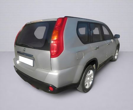 2010-Nissan-X-Trail-25-SE-4x4_3